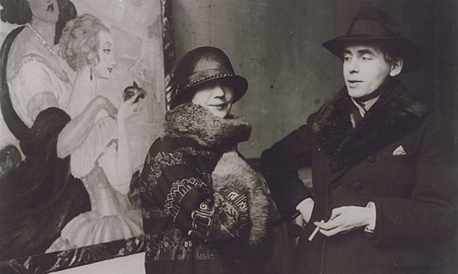 a photograph depicting the Danish artists Gerda Wegener and Einar Wegener.
