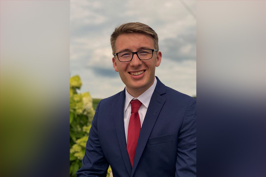 Image of graduated student Steven Martell