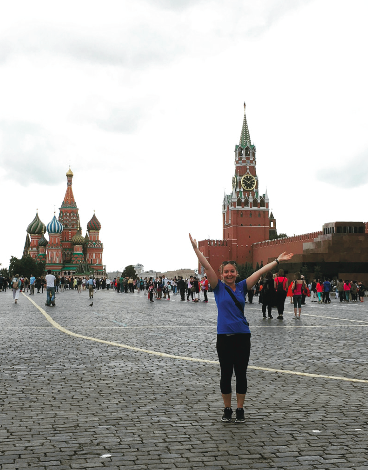 Image of study abroad alumna Emma Voss at the Red Square in Moscow.